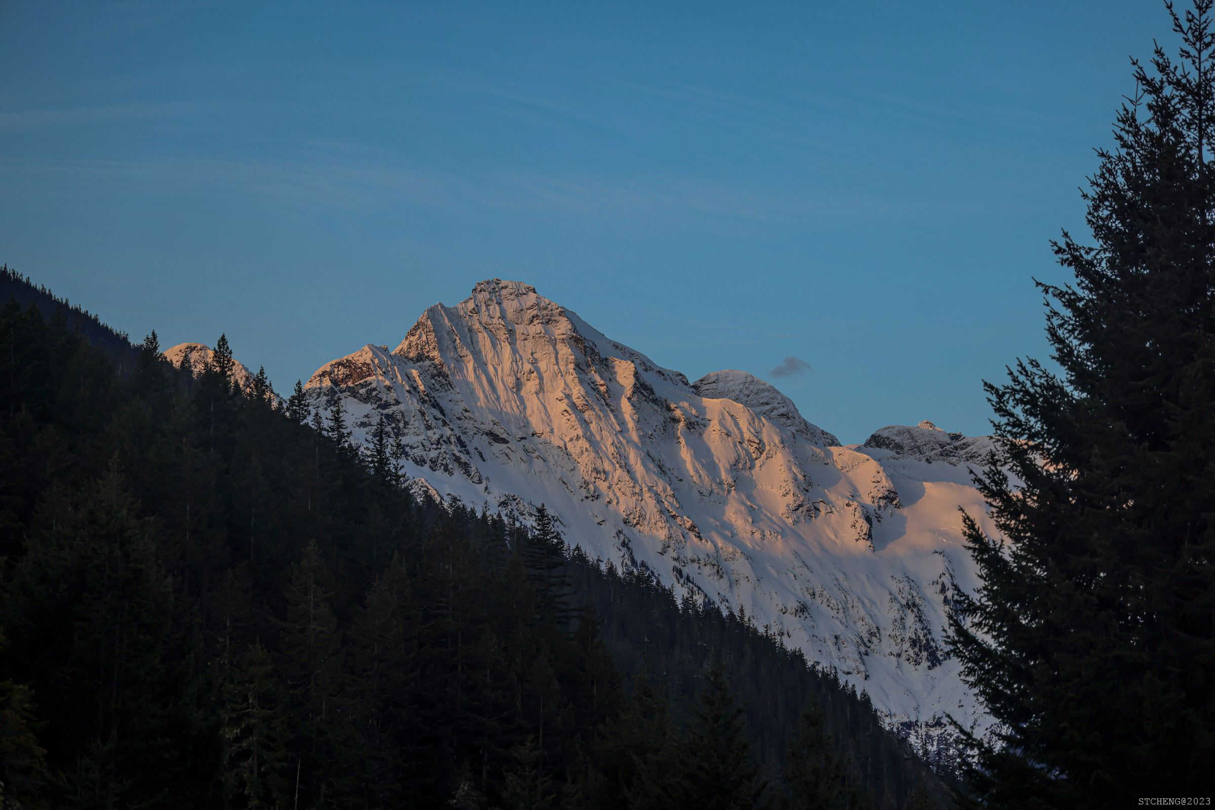 Morning Sunshine on Colonial Peak